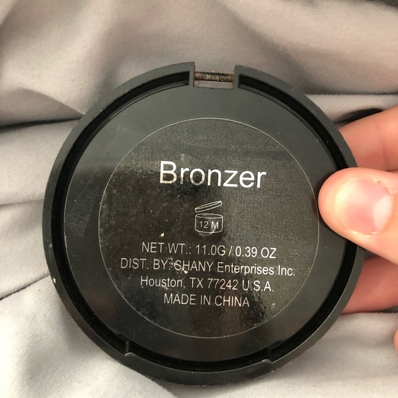 Bronzer - Picture 2 of 2